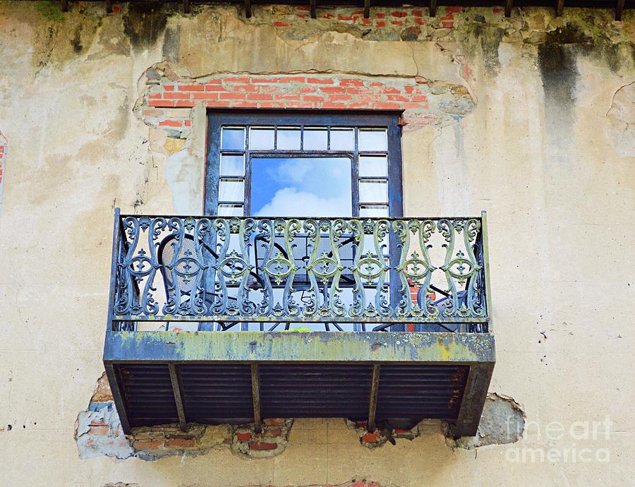 Architecture Photograph - Balconies of Savannah #1 by Linda Covino