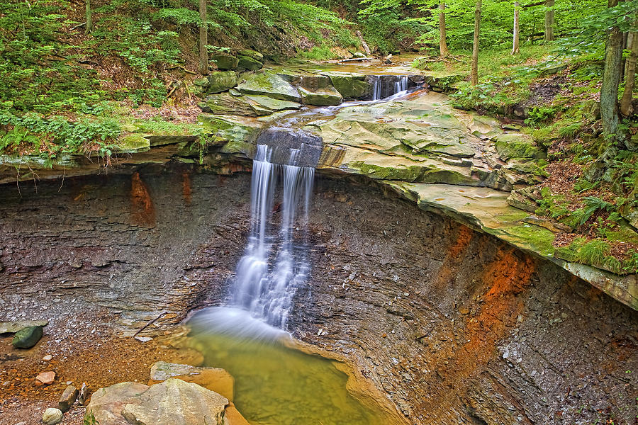 Cuyahoga Valley National Park Photograph - Blue Hen Waterfall #1 by Marcia Colelli
