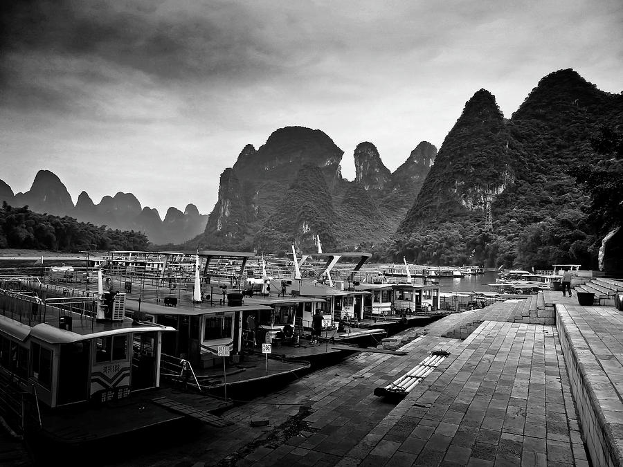 桂林 Boat Watching The Sun Goes Down-china Guilin Scenery Photography | 攝影    [ 潘俊宏 Arttopan -艺术家 artist ]