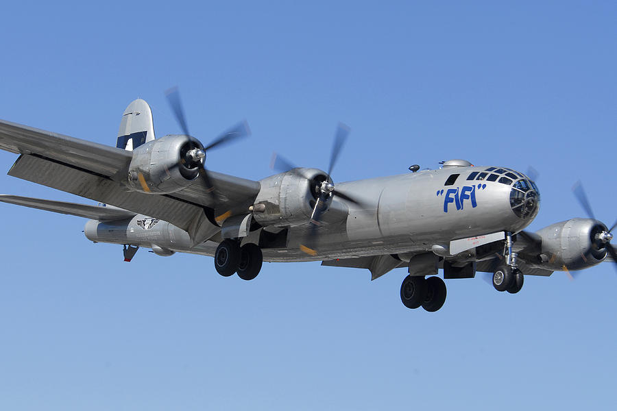 Boeing B-29 Superfortress Fifi Deer Valley Airport November 14 2010 ...