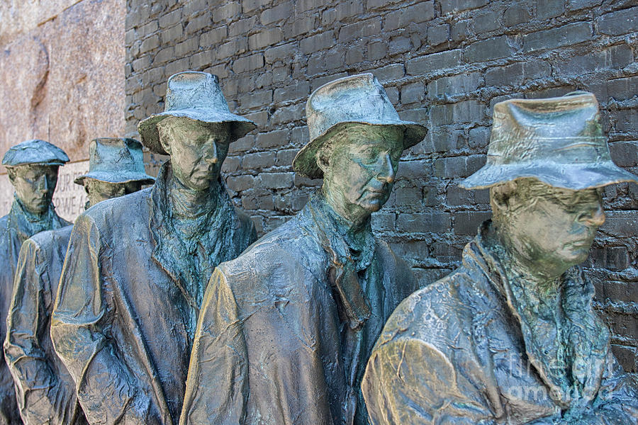 Bread line sculpture in bronze Photograph by Patricia Hofmeester