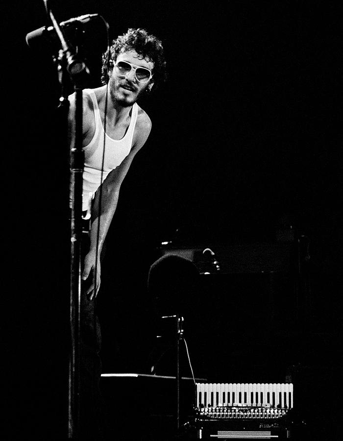 Bruce Springsteen Photograph - Bruce Springsteen 1975 by Chris Walter