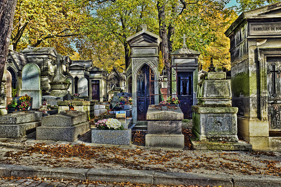 Paris Photograph - Cemeterie Pere LaChaise #1 by Hugh Smith