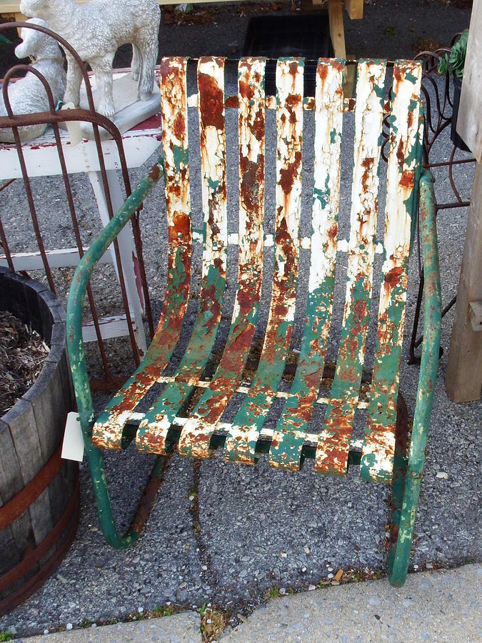 Classic lawn chair hot sale