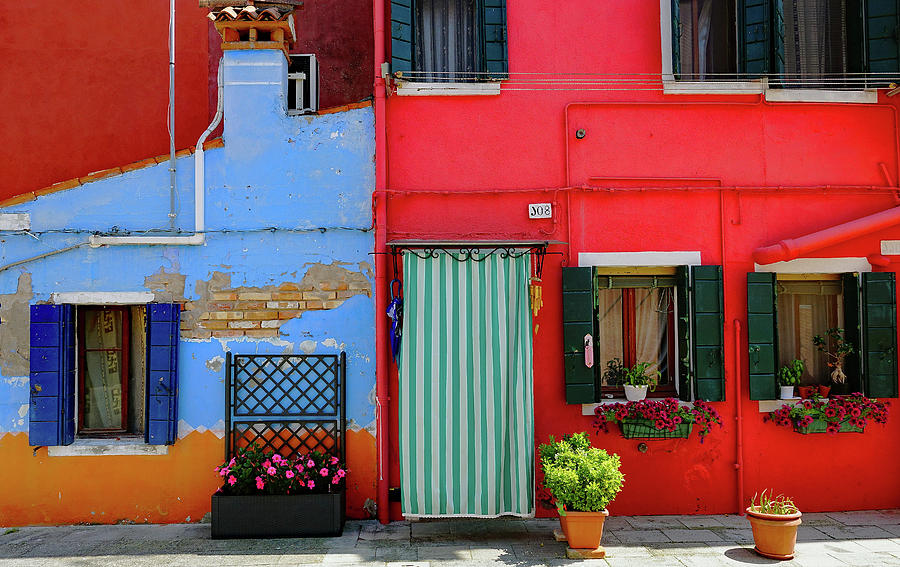 Colorful Houses On The Island Of Burano, Italy #1 Photograph by Rick Rosenshein