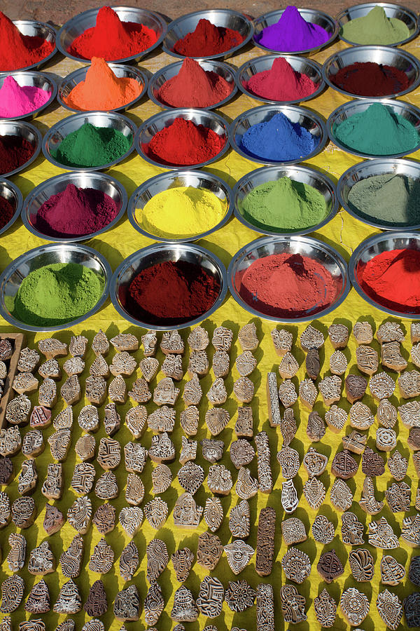 Colors in Orchha Market Photograph by Aivar Mikko