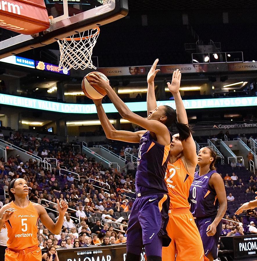 Wnba Photograph - Dewanna Bonner 1 by Devin Millington Wnba Photograph - Dewanna Bonner 1 by Devin Millington