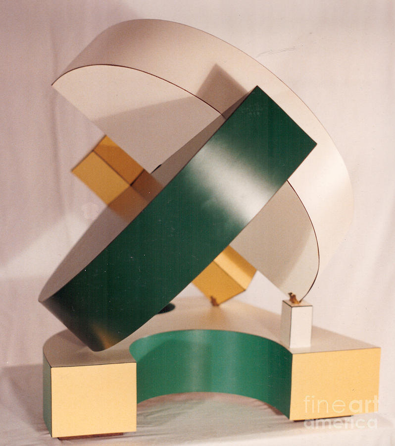 Disc Form #1 Sculpture by Robert F Battles