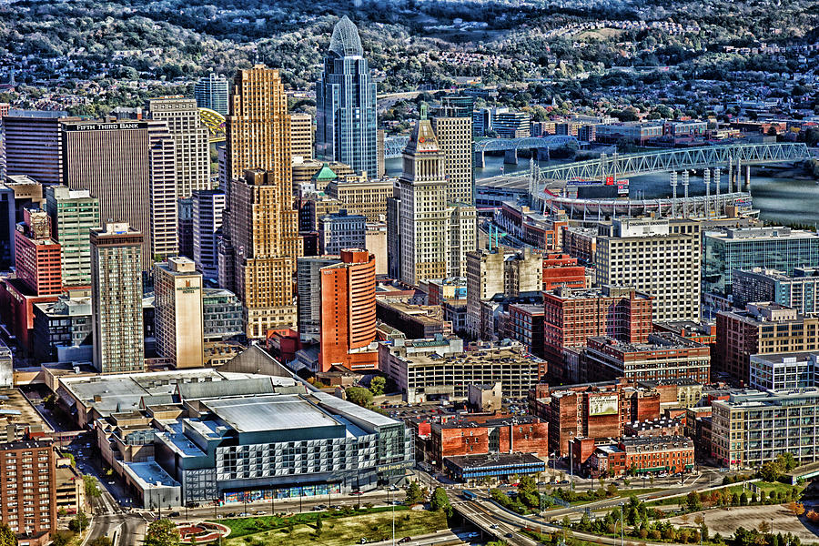 Downtown Cincinnati by Mountain Dreams.