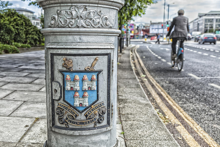 Dublin lamp post #1 Photograph by Jim Orr