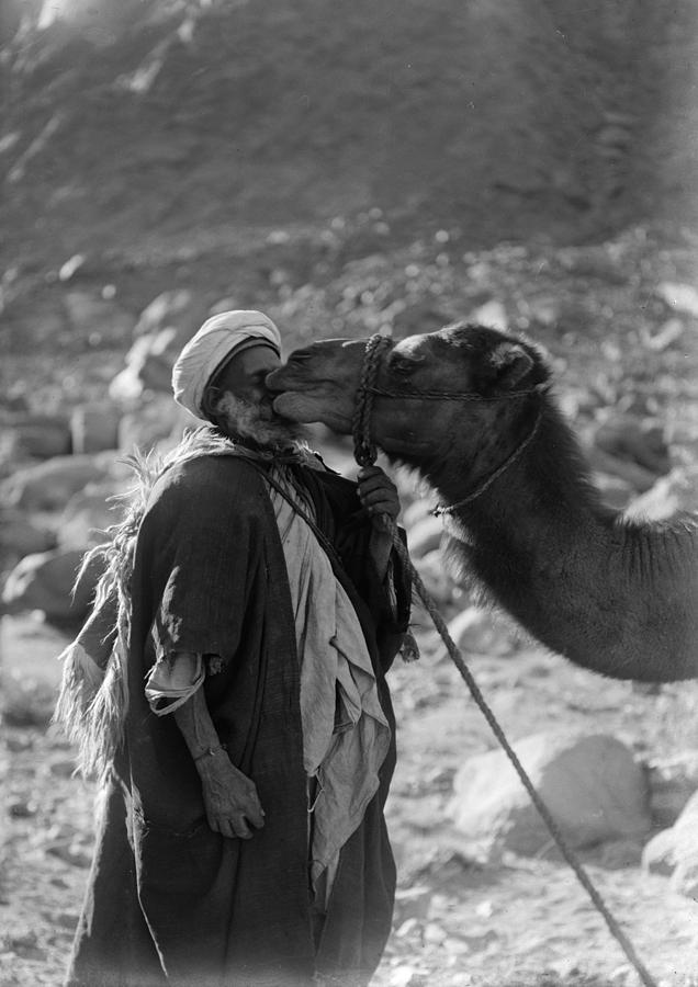 Transportation Photograph - Egypt: Traveler #1 by Granger