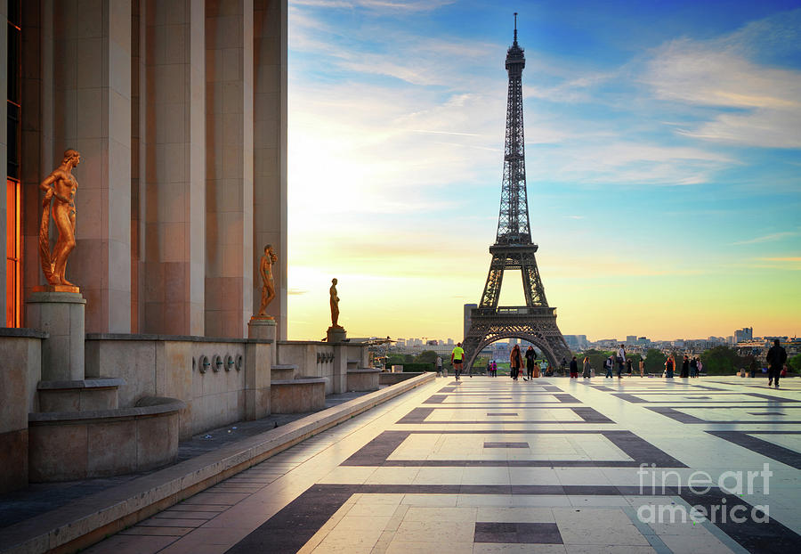 Eiffel Tour From Trocadero, Paris Photograph