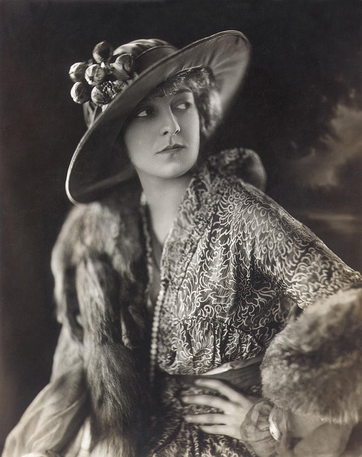 Elsie Janis (1889-1956) #1 Photograph by Granger