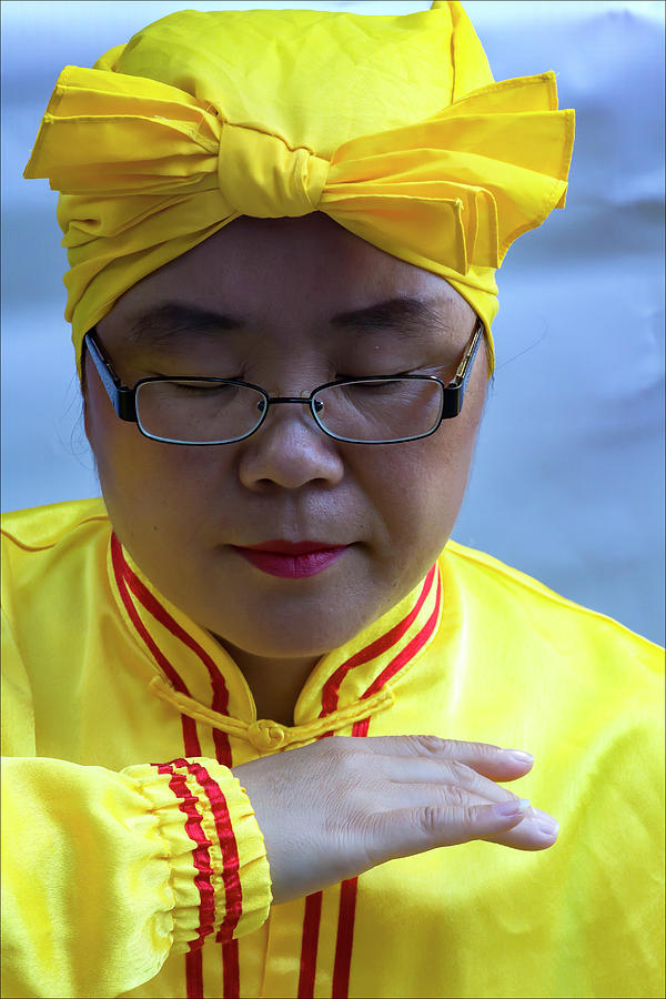 Falun Dafa Meditation #1 Photograph by Robert Ullmann