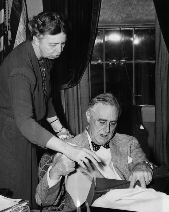 Fdr Presidency. First Lady Eleanor #1 Photograph by Everett
