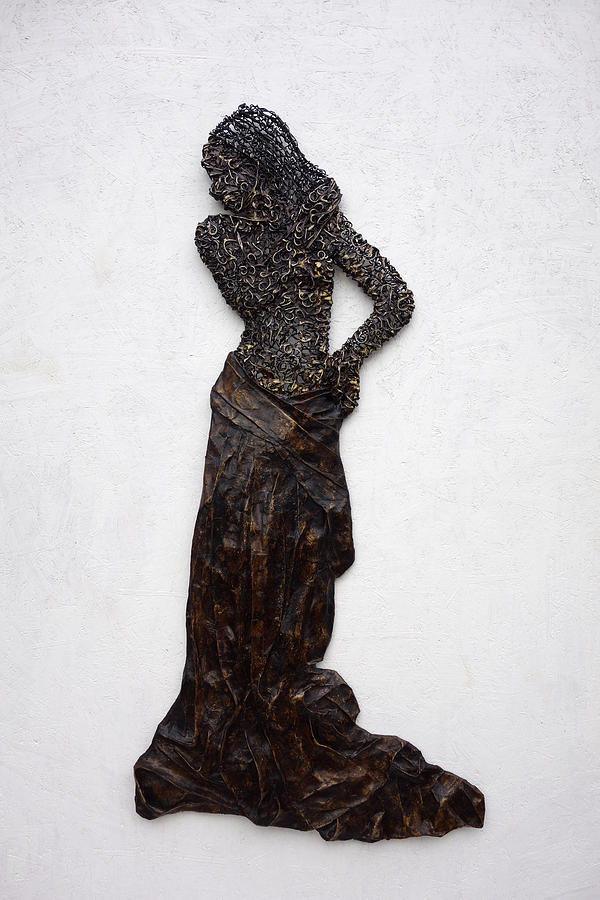 Figure #1 Sculpture by Ronex Ahimbisibwe