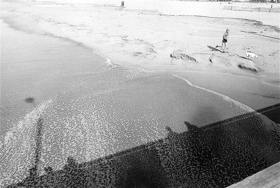 Film Noir John Garfield Norman Lloyd He Ran All The Way 1951 Beach Venice Ca 1982 #2 Photograph by David Lee Guss