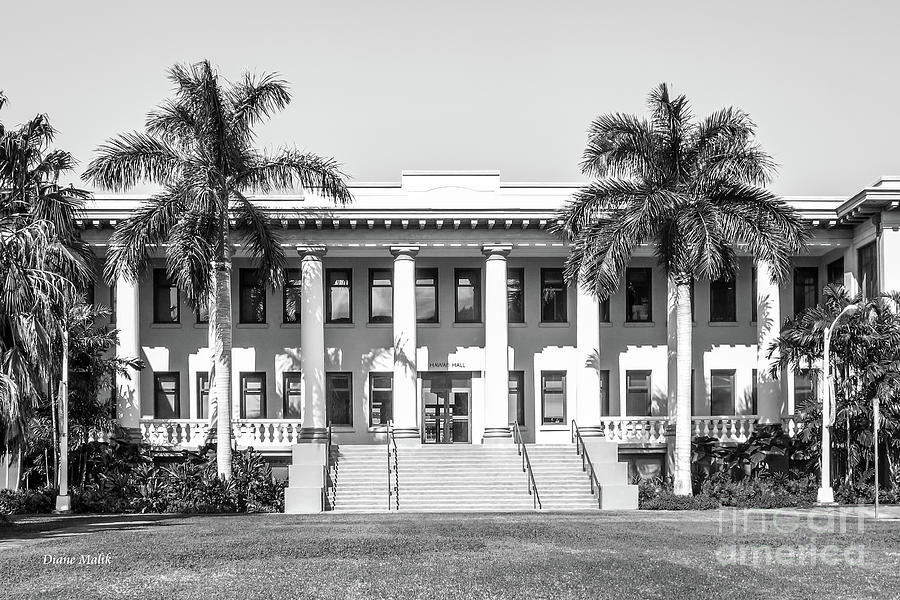 University of Hawaii Hawaii Hall Photograph by University Icons