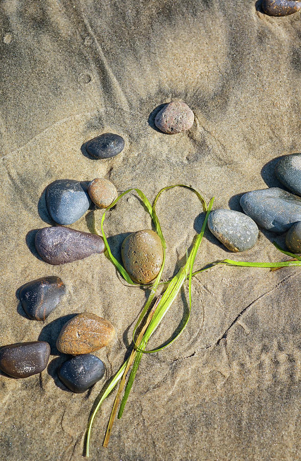 Heart On A Beach Photograph by Joseph S Giacalone