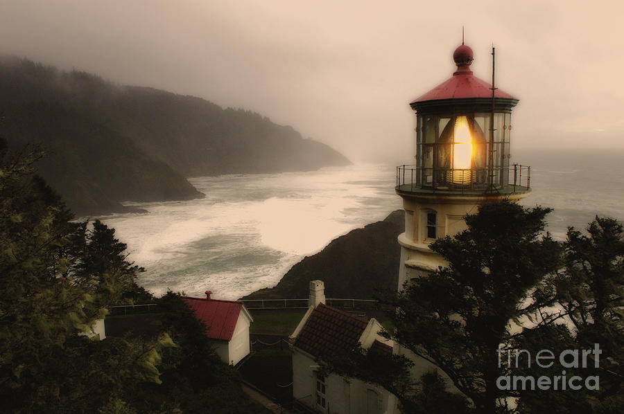 Heceta Head Lighthouse Oregon Photograph by Bob Christopher
