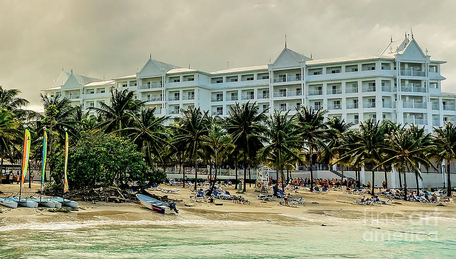 Hotel Riu Ocho Rios in Jamaica #1 Photograph by David Oppenheimer