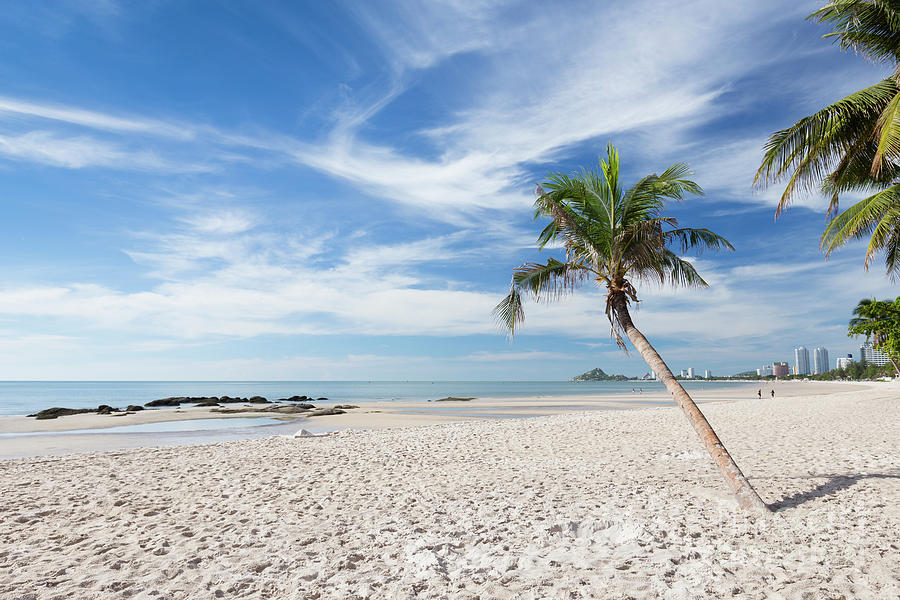 Hua Hin Beach Thailand Photograph By Roberto Morgenthaler