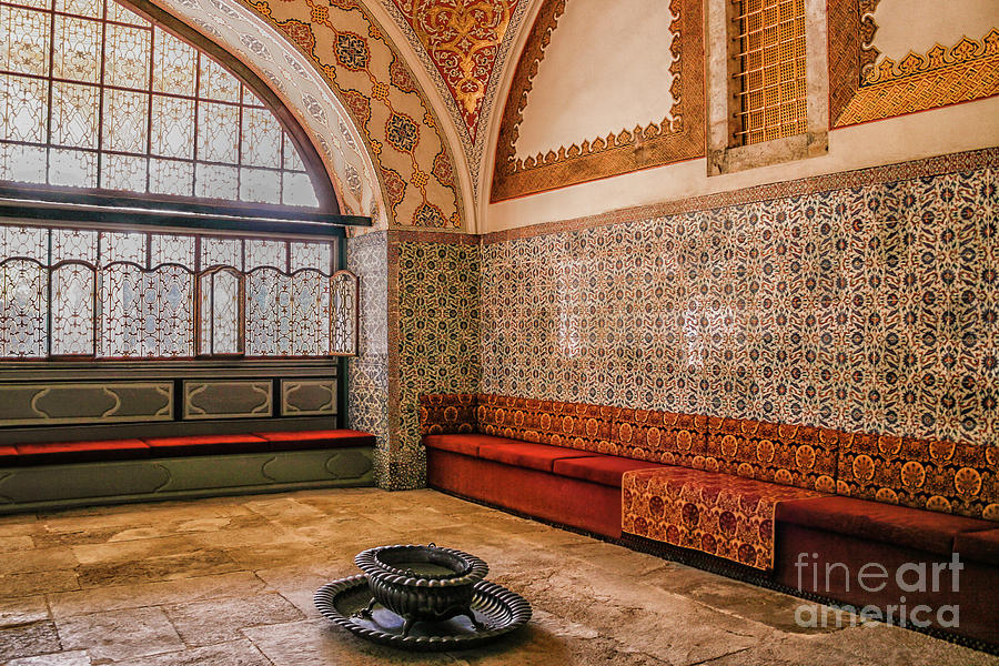 Inside harem of Topkapi palace in Istanbul Photograph by Patricia Hofmeester