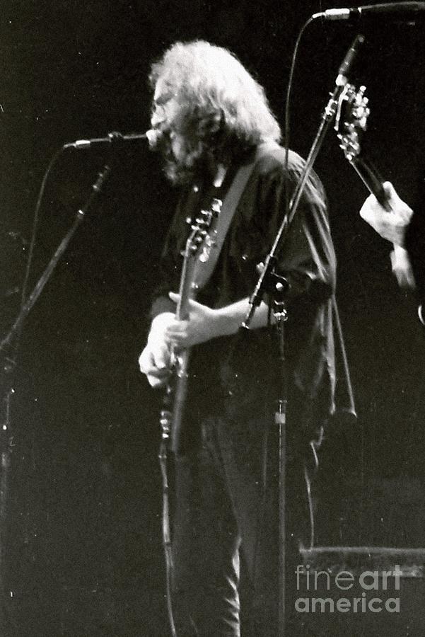 Grateful Dead - Black and White  - Celebrities Photograph by Susan Carella