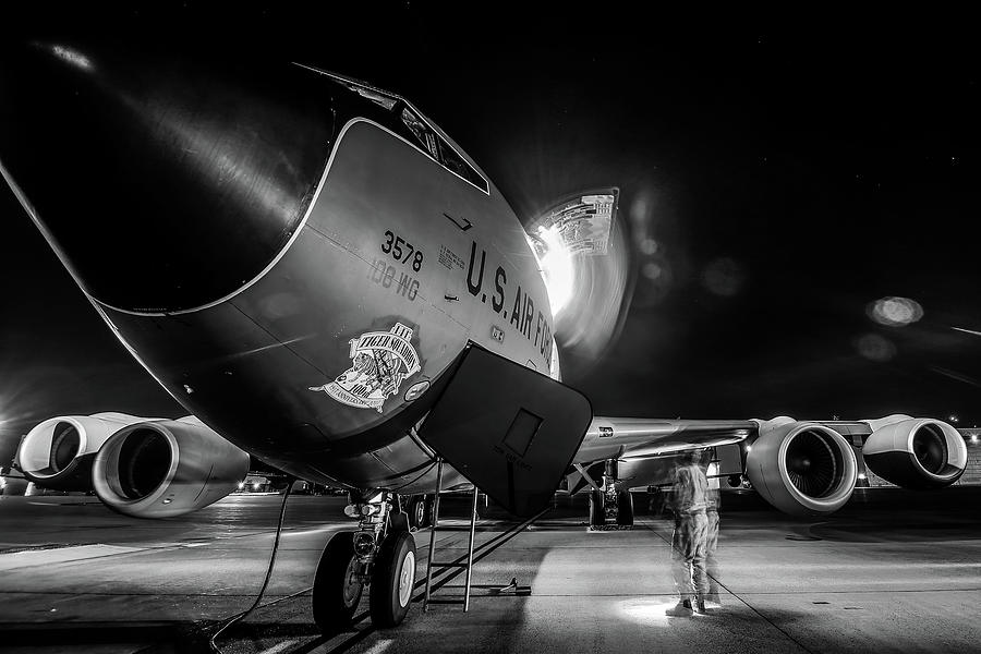 KC-135R - Unloading Passengers #1 Photograph by Mountain Dreams