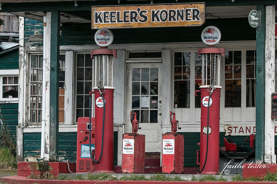 Keelers Korner IV Photograph by E Faithe Lester