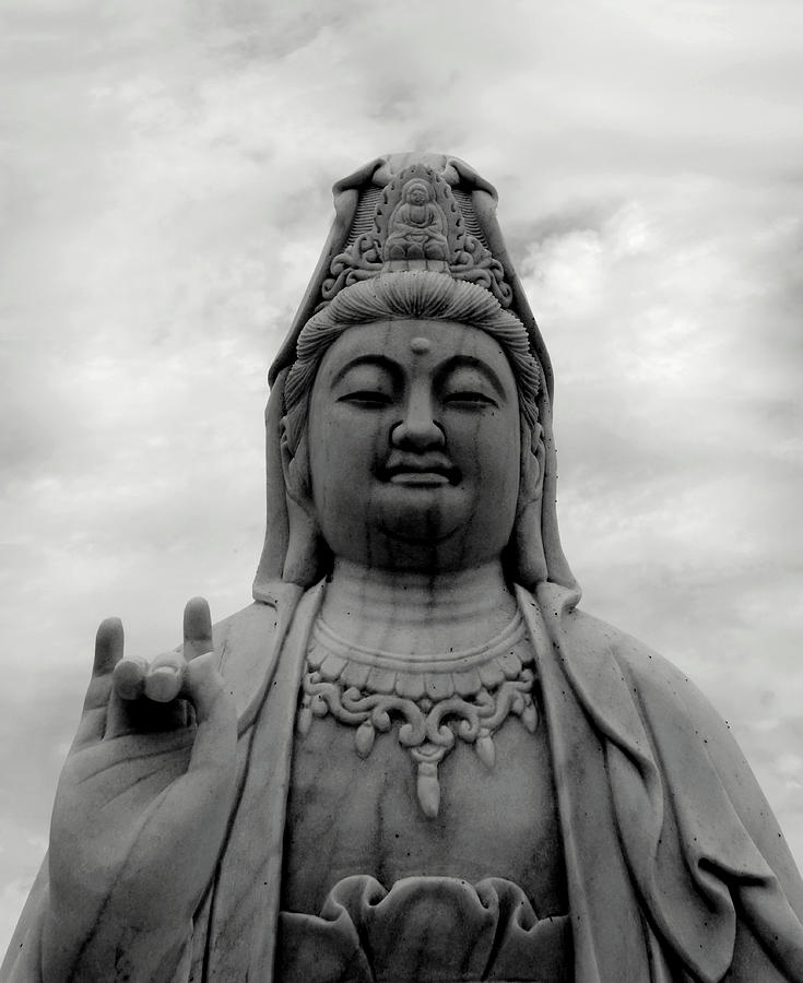 Kuan Yin Statue Photograph by Tianxin Zheng | Fine Art America