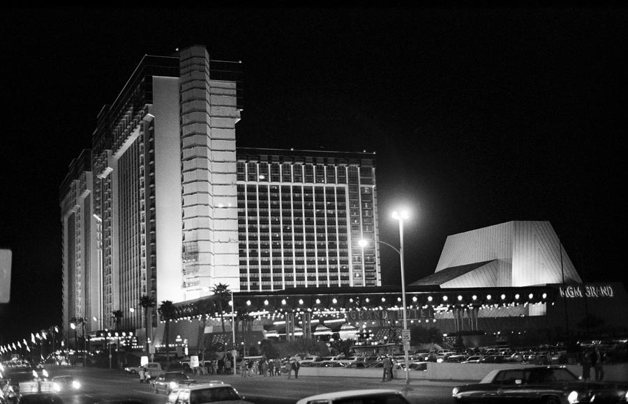 Architecture Photograph - Las Vegas 1980 BW #11 by Frank Romeo