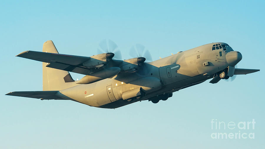 Lockheed C-130 Hercules Italian Army #1 Photograph by Roberto Chiartano ...