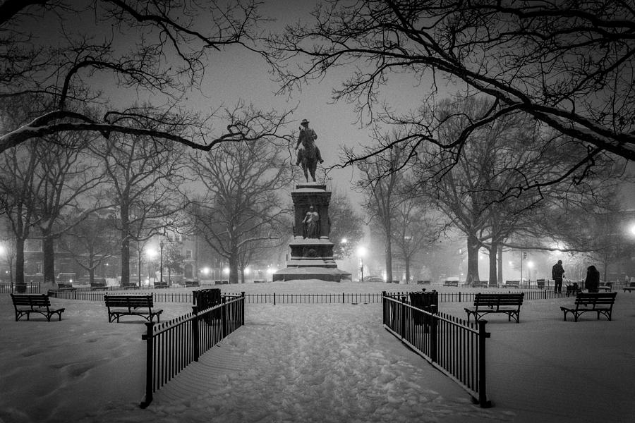 Washington Photograph - Logan Circle by Robert Davis Washington Photograph - Logan Circle by Robert Davis
