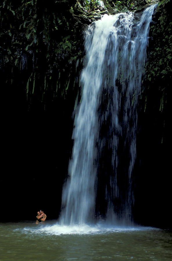 Love Under A Waterfall Photograph by Carl Purcell