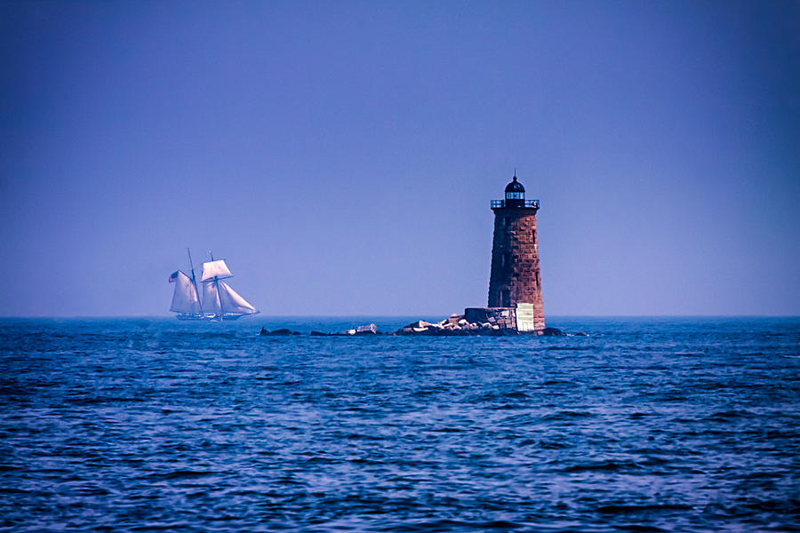 Lynx sailing past Whaleback Lighthouse #2 Photograph by Jeff Folger