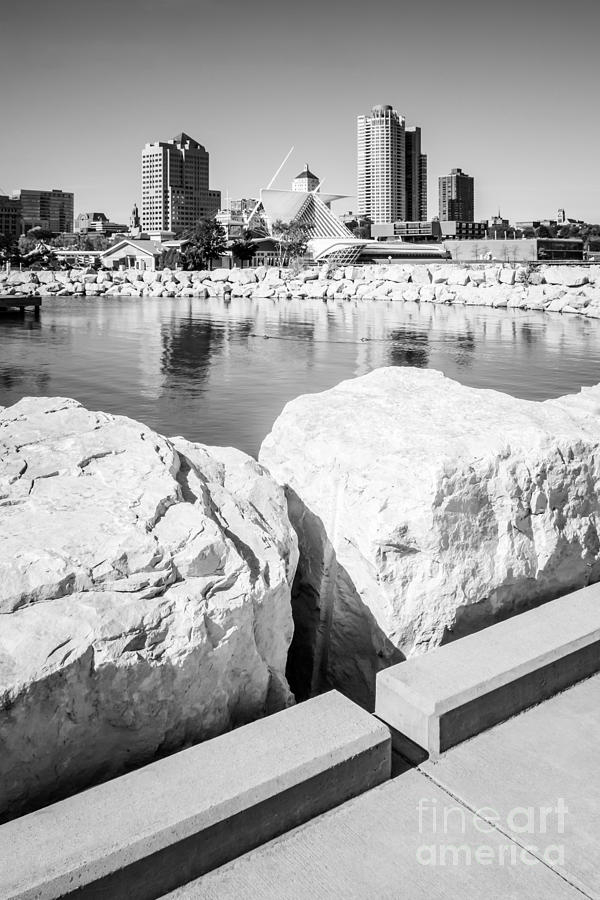 Milwaukee Skyline Black and White Picture #1 Photograph by Paul Velgos