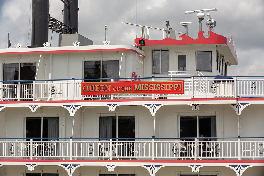 Mississippi Queen #1 Photograph by Jack R Perry