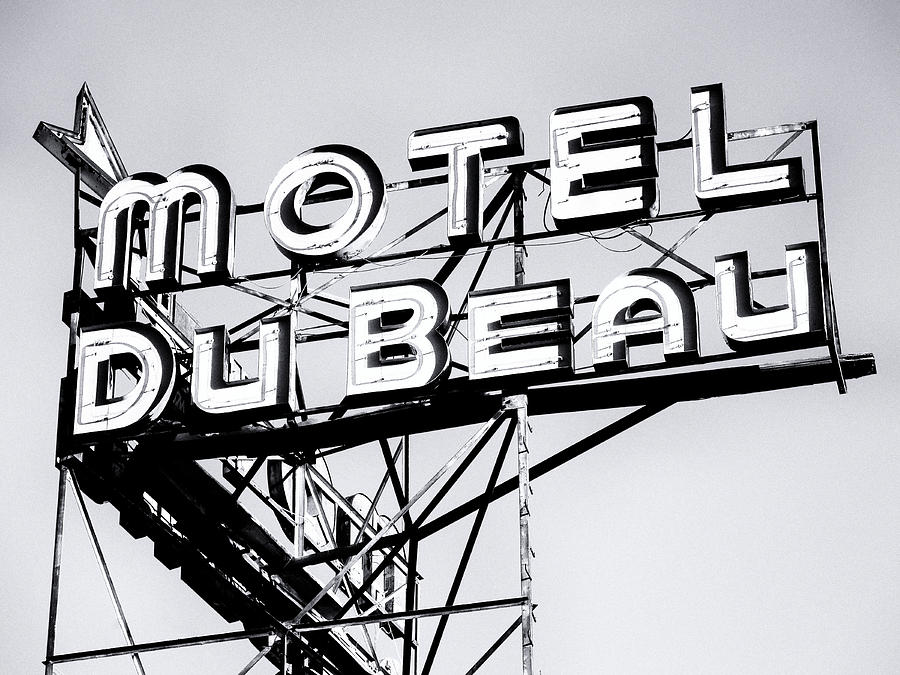 Motel Du Beau Route 66 #1 Photograph by Dominic Piperata