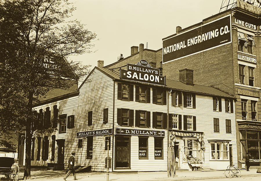 Mullanys Saloon, Washington D C 1913 #1 Photograph by Mountain Dreams