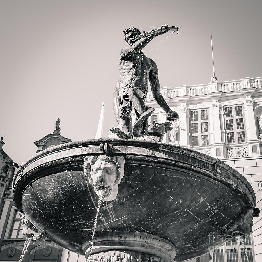City Photograph - Neptunes fountain, Gdansk BW by Mariusz Talarek