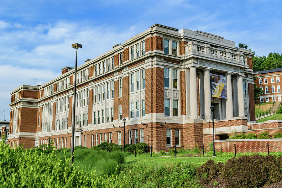 Oglebay Hall at West Virginia University Photograph by Cityscape ...