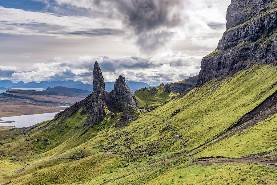Old Man of Storr #1 Photograph by Gary Eason