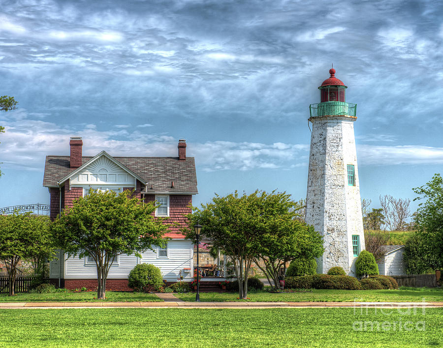 Old Point Comfort Lighthouse, Fort Monroe, Virginia Photograph by Greg