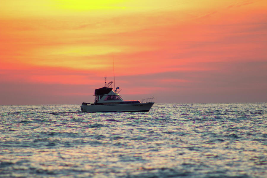 Boating Lake Michigan Photograph by Tammy Chesney