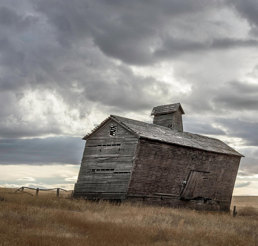 Palouse Leaning Barn 3308 Photograph by Bob Neiman - Fine Art America