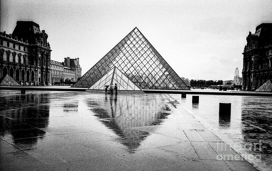Landmark Pyrography - Paris Place Du Louvre.  #2 by Cyril Jayant