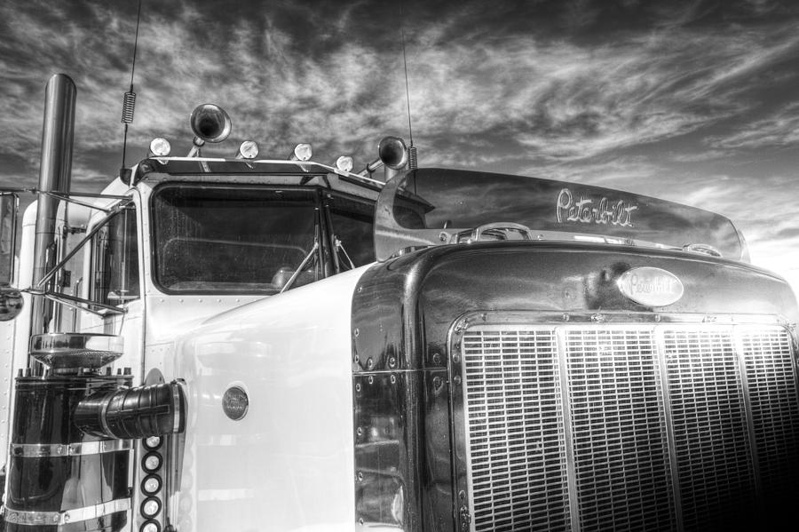 Peterbilt American Truck #1 Photograph by David Pyatt