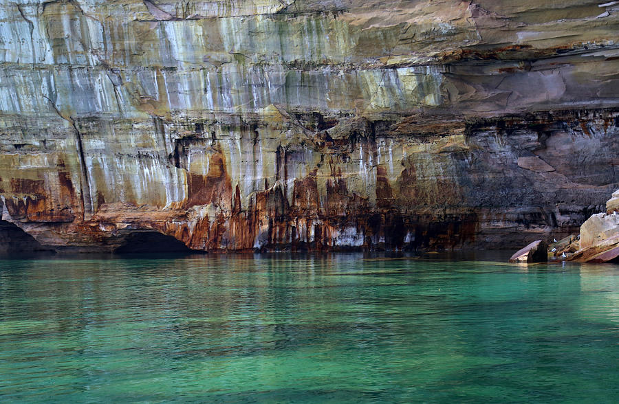 Pictured Rocks National Lakeshore 22 Photograph by Mary Bedy