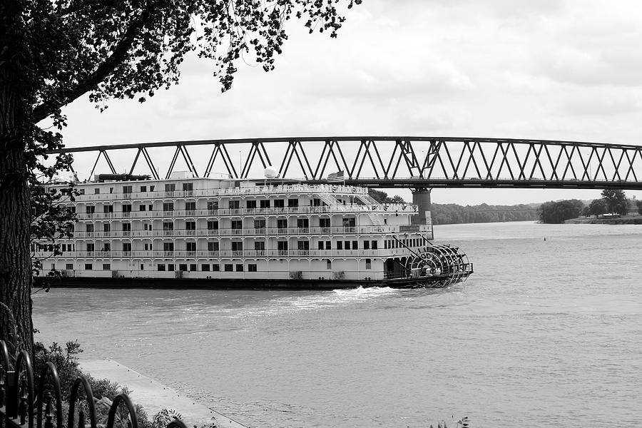 Queen Of The Mississippi Photograph